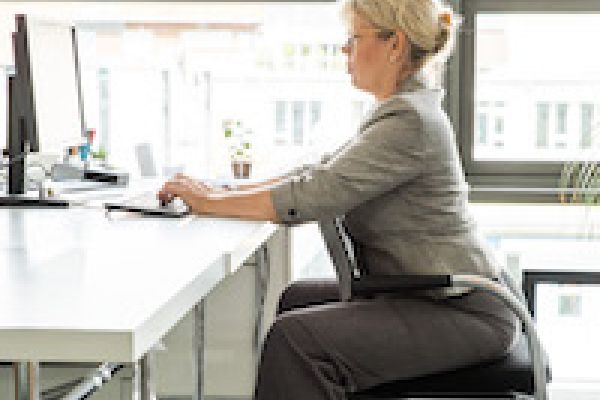 Korrekter Sitz am Arbeitsplatz